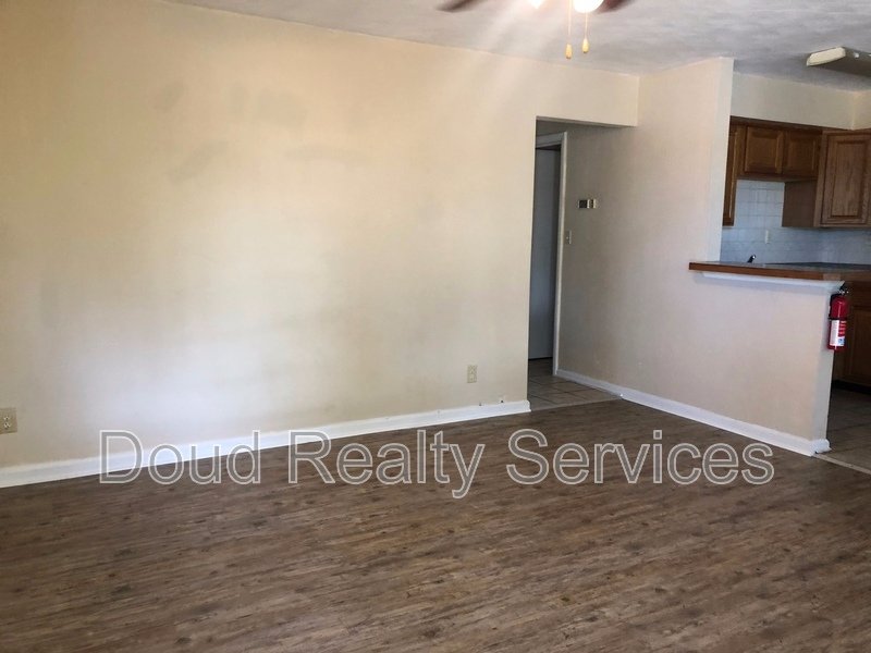 Two Bedroom Apartment Within a Short Distance to Ocean View Beaches property image