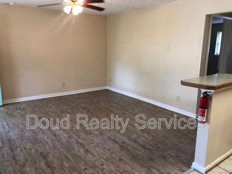 Two Bedroom Apartment Within a Short Distance to Ocean View Beaches property image