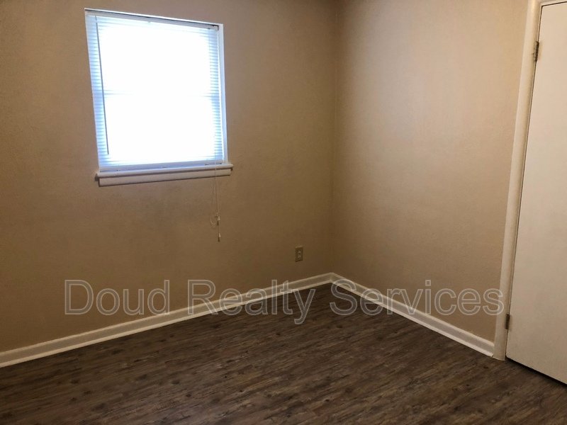 Two Bedroom Apartment Within a Short Distance to Ocean View Beaches property image