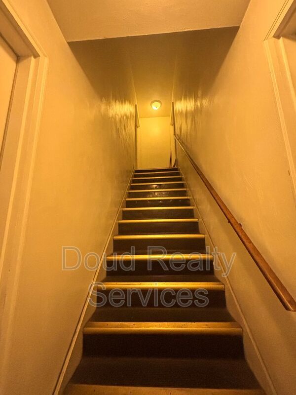 Cute One Bedroom in Norview Heights property image