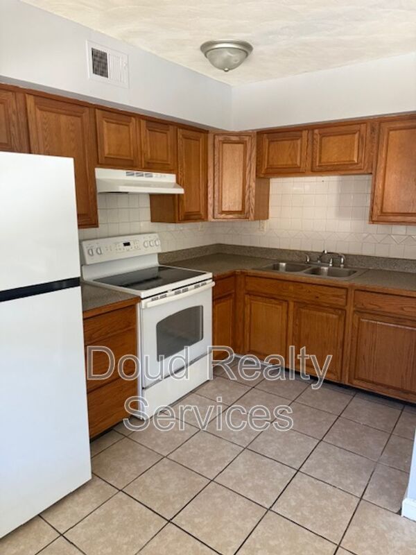 Beautifully Updated 2 Bedroom Apartment in Ocean View property image