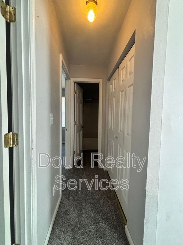 Adorable Two Bedroom Duplex In Truxton property image