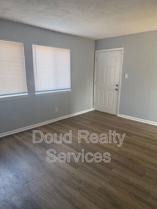 Absolutely Adorable two bedroom is move in ready! property image