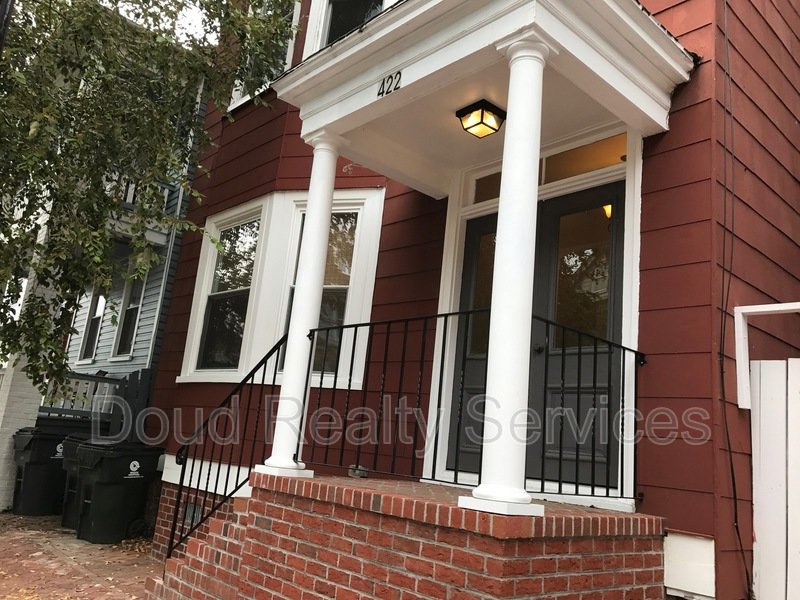 Elegant 1 Bedroom 1 Bath Apt in Historic Olde Towne, with an Office or Den property image